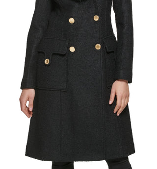 Casaco feminino GUESS com gola de pele sintética e abotoamento duplo, preto, tamanho X-S