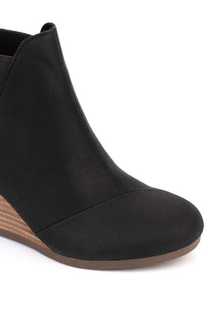 Bota feminina Toms Kelsey Wedge preta tamanho 7M
