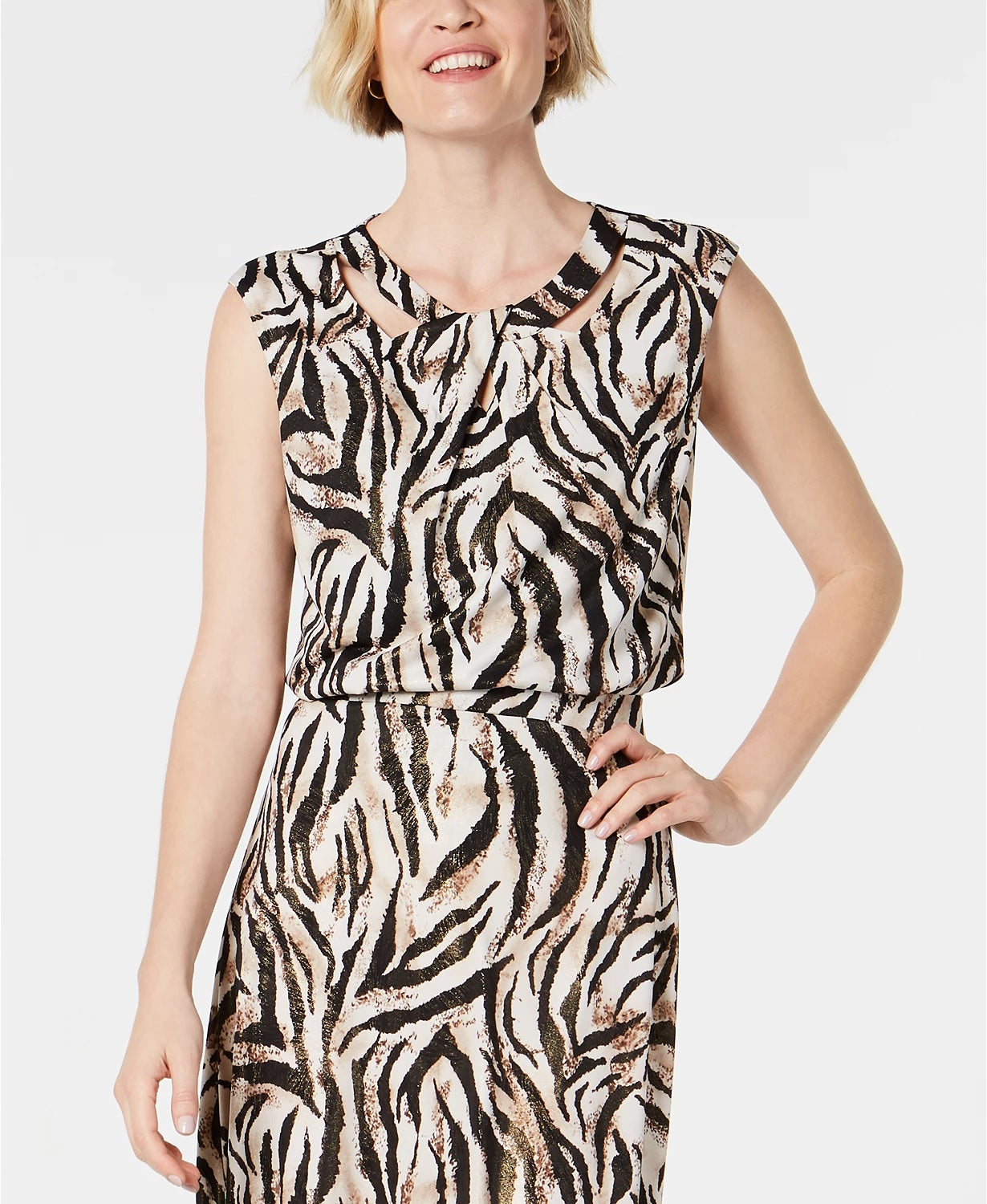 Top feminino Kasper com recorte cruzado marrom escuro tamanho grande