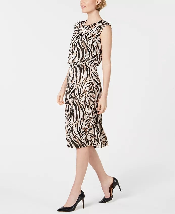 Top feminino Kasper com recorte cruzado marrom escuro tamanho grande