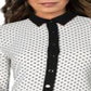 Blusa feminina Anne Klein com botões e acabamento contrastante, branca, tamanho 4