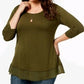 Top feminino estilo &amp; co de chiffon pequeno com bainha verde oliva tamanho PP