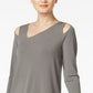 Blusa feminina Alfani com ombros descobertos e assimétrica, cinza, tamanho médio