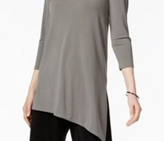 Blusa feminina Alfani com ombros descobertos e assimétrica, cinza, tamanho médio