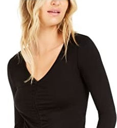 Blusa feminina Bar III com decote em V e franzido frontal, preta, tamanho P