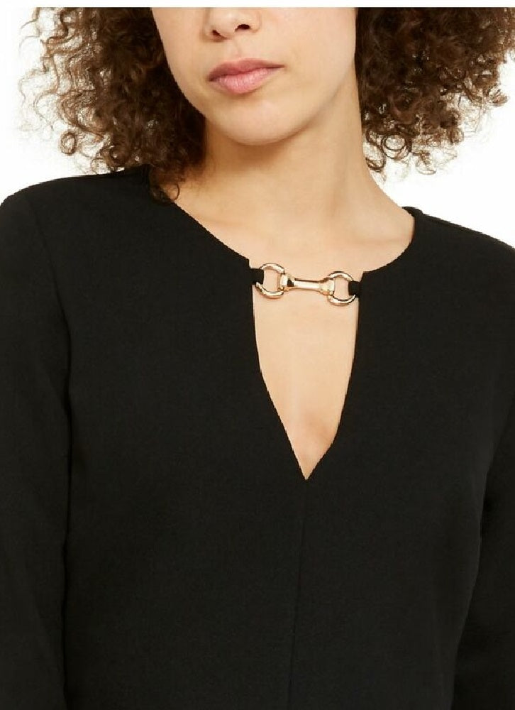 INC International Concepts Top feminino com decote em V e ferragens, preto, tamanho médio