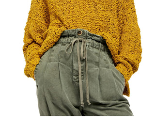 Suéter texturizado com decote em V feminino Free People tamanho amarelo tamanho grande