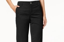 Calça Capri Feminina Estilo &amp; Co com Botões de Pressão Preta Tamanho 4