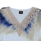 JM Collection Top poncho feminino estampado com acabamento em crochê, azul, tamanho X-S
