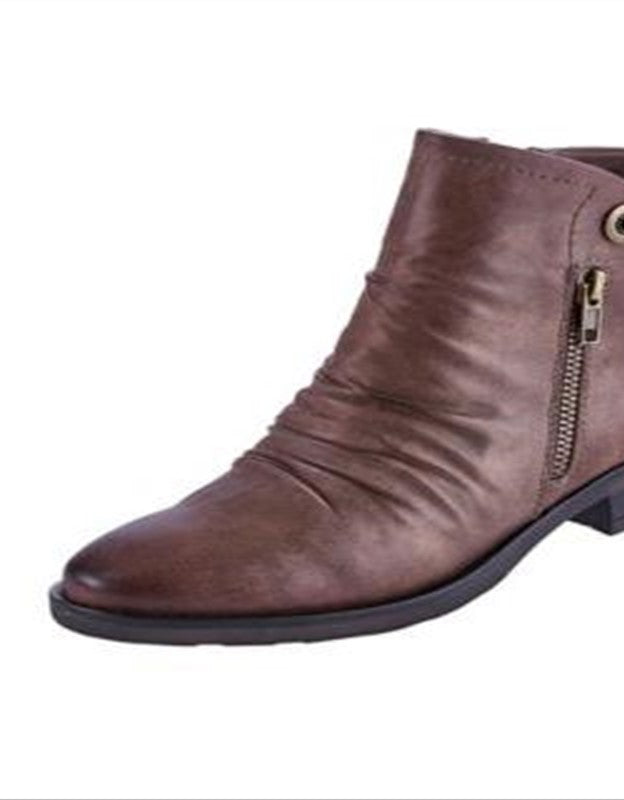 Botas de cano curto femininas Bare Traps Anila Slouchy Grommet, marrom, tamanho 6 M
