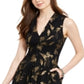 Vestido feminino Vince Camuto com estampa metálica evasê, preto, tamanho 8