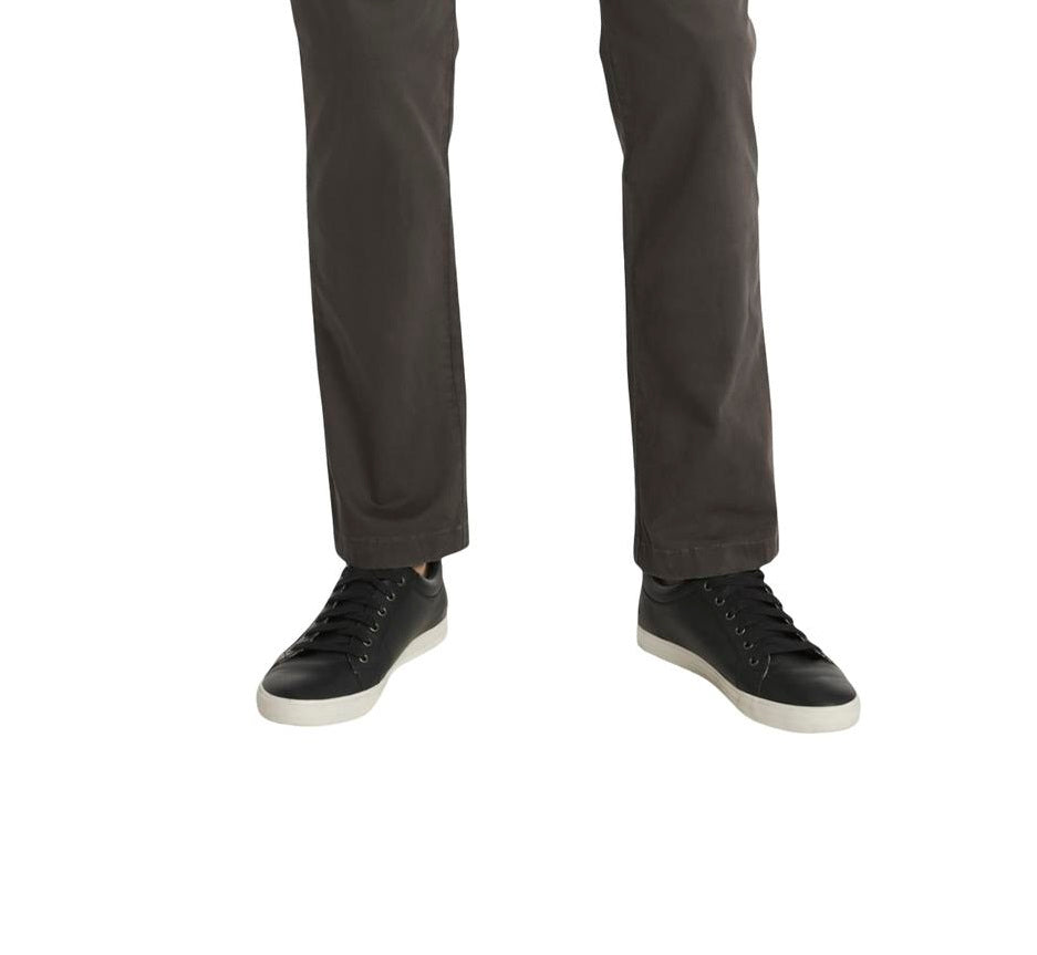 Calça Chino Tommy Hilfiger Masculina de Perna Reta e Ajuste Personalizado Cinza Tamanho 34X32