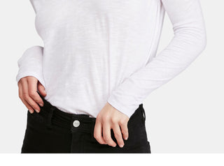 Blusa feminina de manga comprida com decote em V, branca, tamanho médio