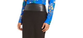 Saia lápis feminina Calvin Klein com acabamento em couro sintético, preta, tamanho 6