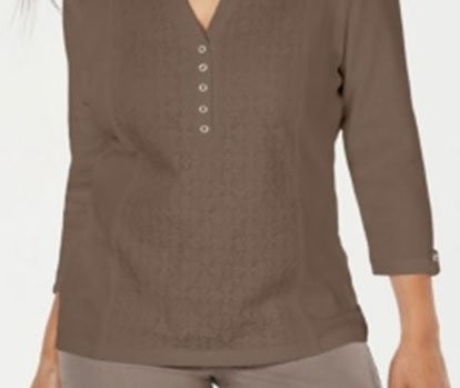 Karen Scott Plus Cotton Ilhós Henley Top - Marrom - Tamanho 2XL