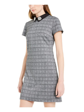 Vestido curto de festa feminino Maison Jules com zíper metálico e strass, manga curta e gola, preto, tamanho pequeno