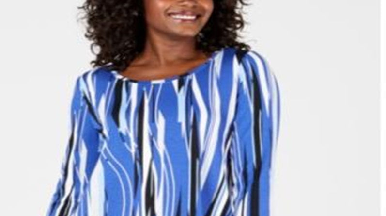 Blusa feminina estampada com manga 3/4 da coleção JM, azul, tamanho médio