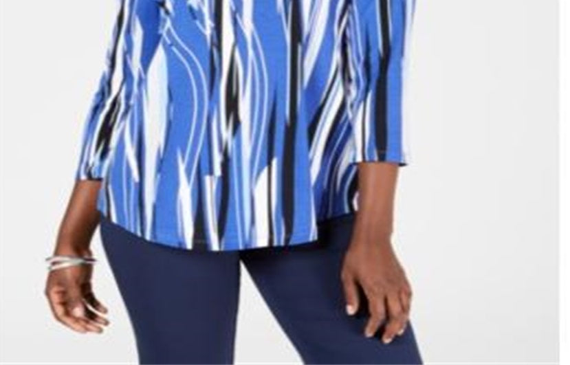 Blusa feminina estampada com manga 3/4 da coleção JM, azul, tamanho médio