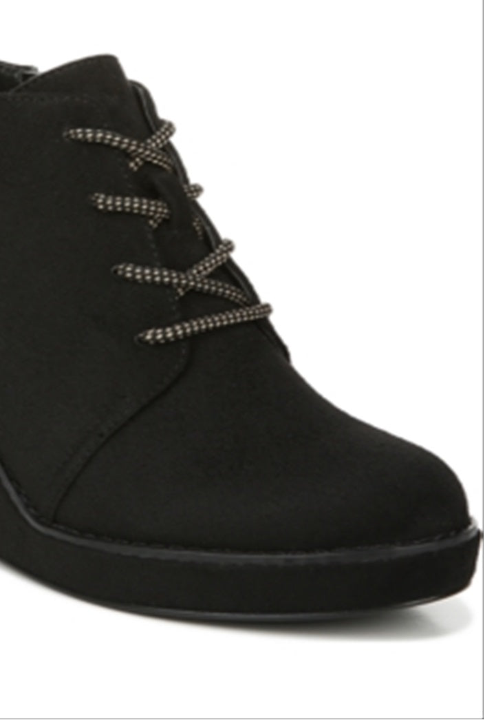 Carlos by Carlos Santana Wills feminino com cadarço e salto plataforma preto tamanho 9 M