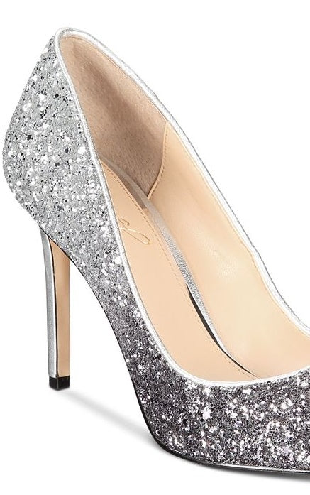 Sapatos femininos Jewel Badgley Mischka Malta bico fino prateados tamanho 9 M