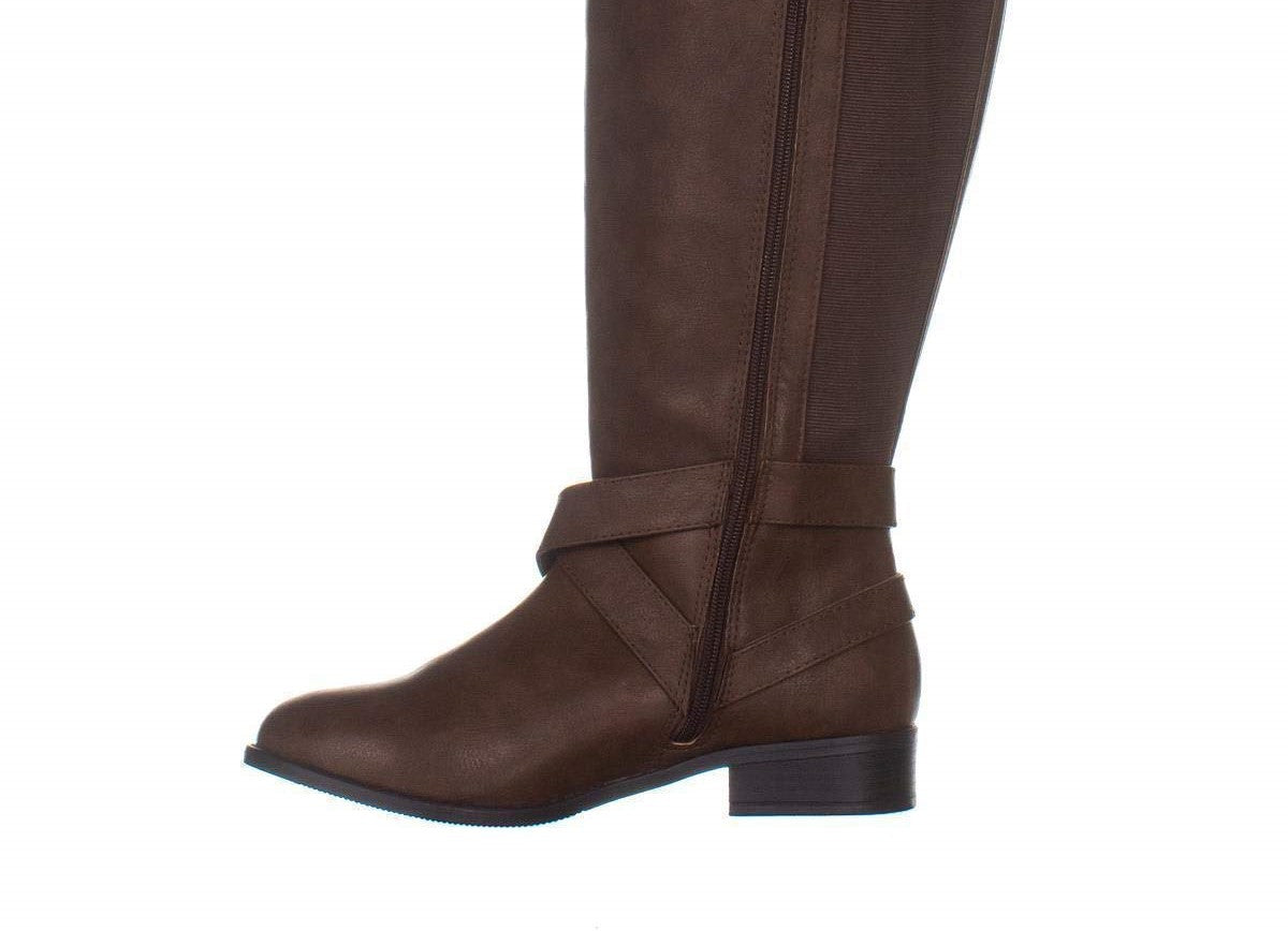 Botas femininas Thalia Sodi Vada com bico fechado e cano alto, tamanho 9W, marrom