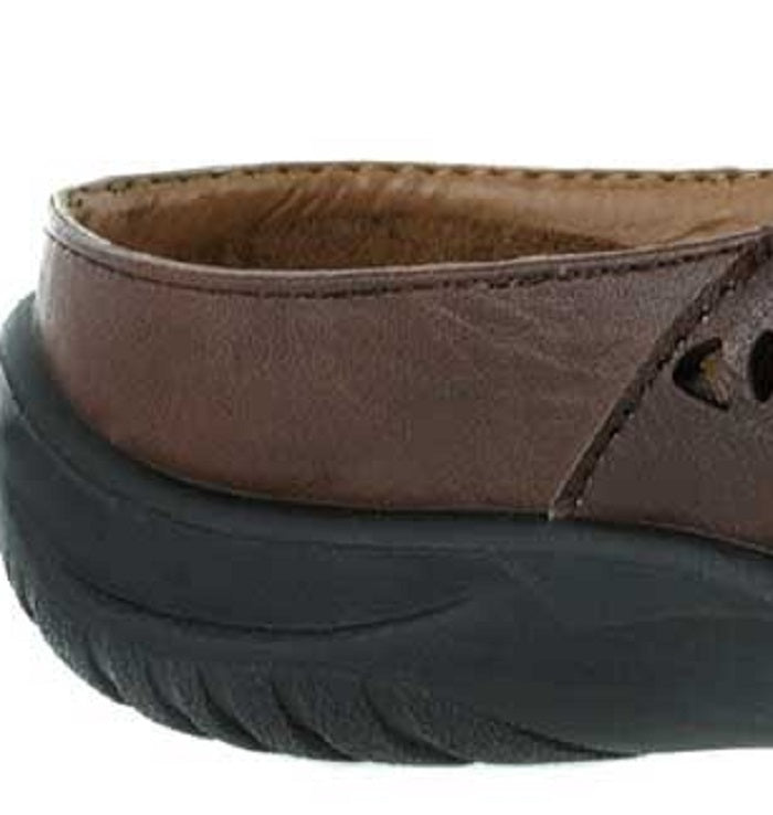 Mulas femininas Easy Street Forever em marrom bege, tamanho 7 W