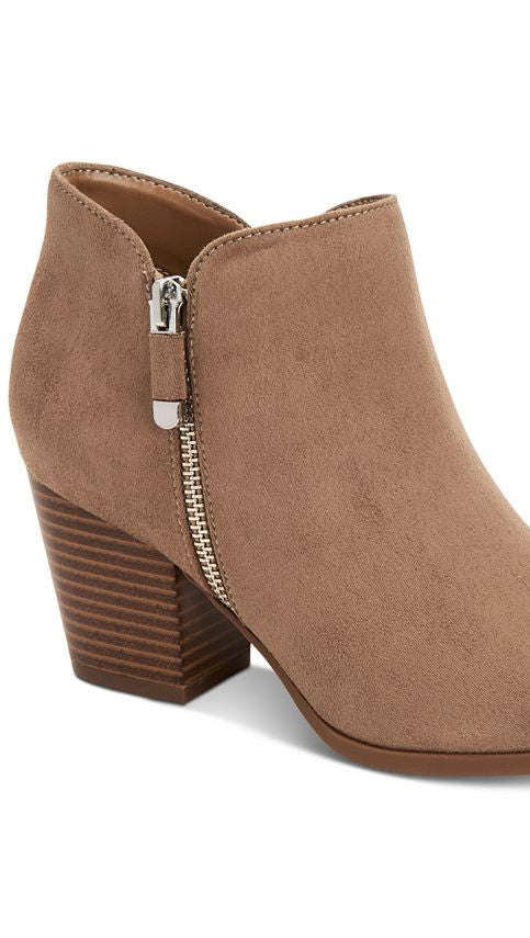 Botas Masrinaa de couro sintético com zíper duplo femininas Style &amp; Co, marrom, tamanho 5 M