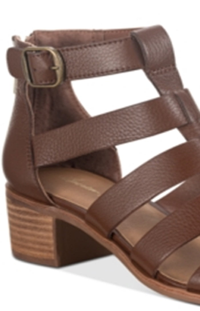 Sandálias femininas American Rag Sonia Suede Peep Toe Casual com tira no tornozelo Marrom Tamanho 9,5M