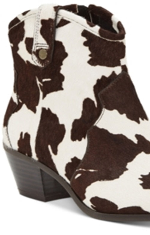 INC Botas femininas Latisha bico fino salto bloco com zíper e tiras acolchoadas confortáveis, estilo cow, tamanho 7,5 M