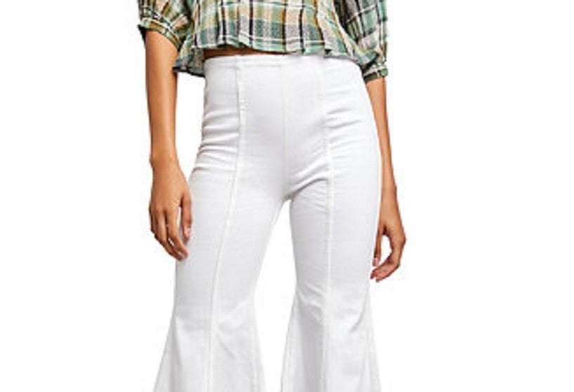 Calça jeans feminina Cha Cha Flare da Free People, branca, tamanho 24