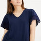 Top feminino Charter Club com decote em V e acabamento em renda, azul, tamanho pequeno