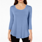 Blusa com decote redondo da coleção JM em azul regular e pequeno, tamanho XS