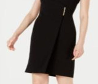 Vestido Calvin Klein Feminino Manga Curta Gola V Acima do Joelho Bainha para Usar no Trabalho Preto Tamanho 12 Petite