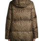 Casaco acolchoado com capuz e estampa de leopardo Michael Kors feminino, marrom, tamanho M