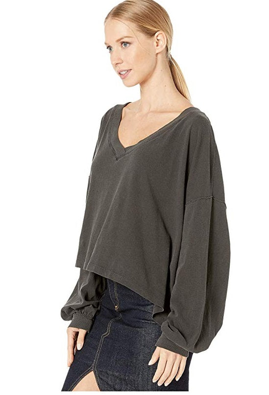 Blusa feminina Free People com manga longa e decote em V, cinza, tamanho pequeno