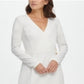 Vestido curto feminino DKNY de manga comprida e decote em V, branco, tamanho 16