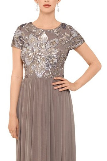 Vestido de noite longo com lantejoulas e manga curta, decote em joia, tamanho 12, da Betsy Adam, feminino