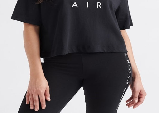 Camiseta Nike Sportswear Air Feminina Preta Tamanho M