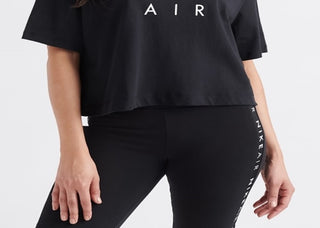 Camiseta Nike Sportswear Air Feminina Preta Tamanho M