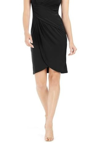 Vestido tubinho drapeado com manga curta feminino Jessica Howard, preto, tamanho 12