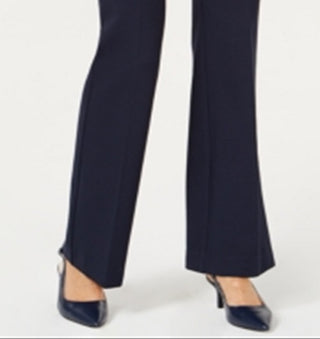 Calça feminina Alfani com acabamento em couro sintético e perna larga, tamanho 24x4,5, azul