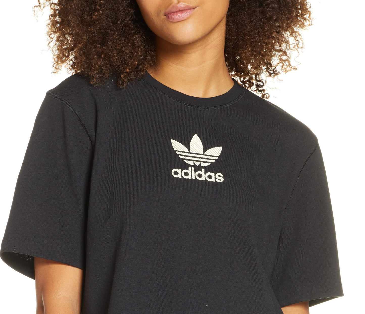 Camiseta Adidas Trefoil Grande Feminina Preta Tamanho P