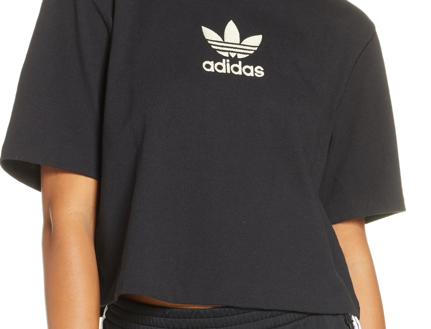 Camiseta Adidas Trefoil Grande Feminina Preta Tamanho P