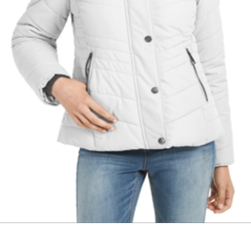 Casaco acolchoado com zíper Maralyn Me feminino, branco, tamanho extragrande