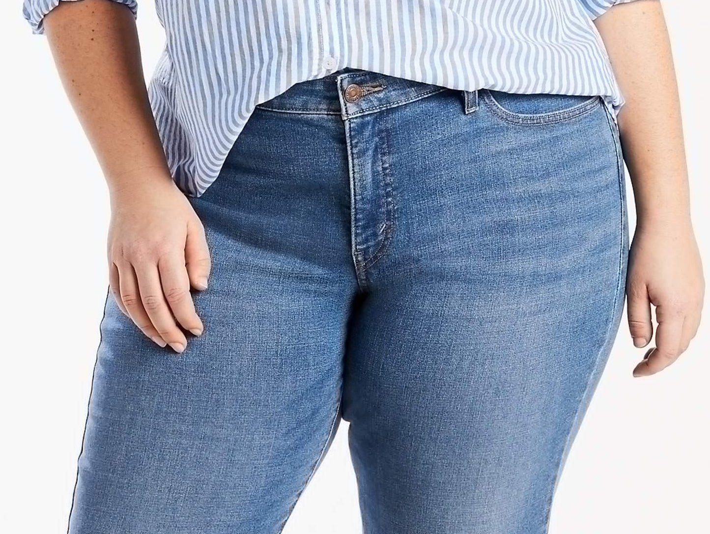 Calça Jeans Levi's Plus Classic 414 Straight Leg Feminina Azul Tamanho 16W