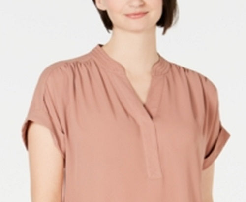 Blusa feminina Charter Club com decote dividido, marrom, tamanho médio