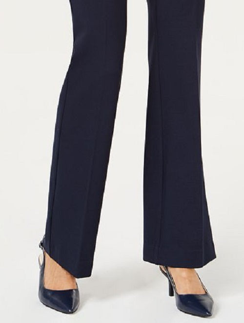 Calça feminina Alfani com acabamento em couro sintético e perna larga, tamanho 20X4, azul
