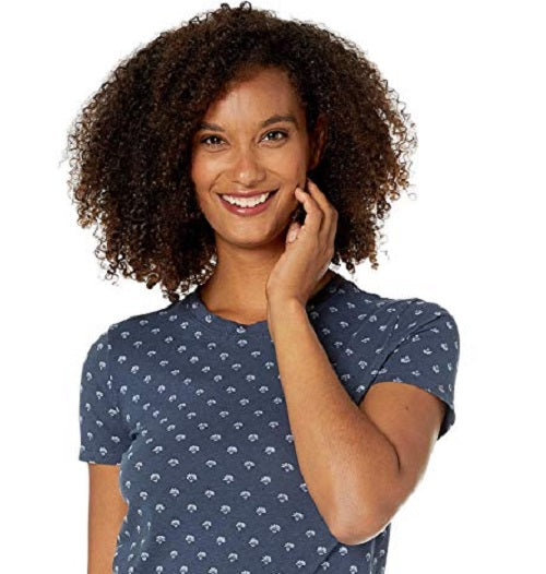 Camiseta feminina com estampa floral e gola redonda Lucky Brand, azul, tamanho grande