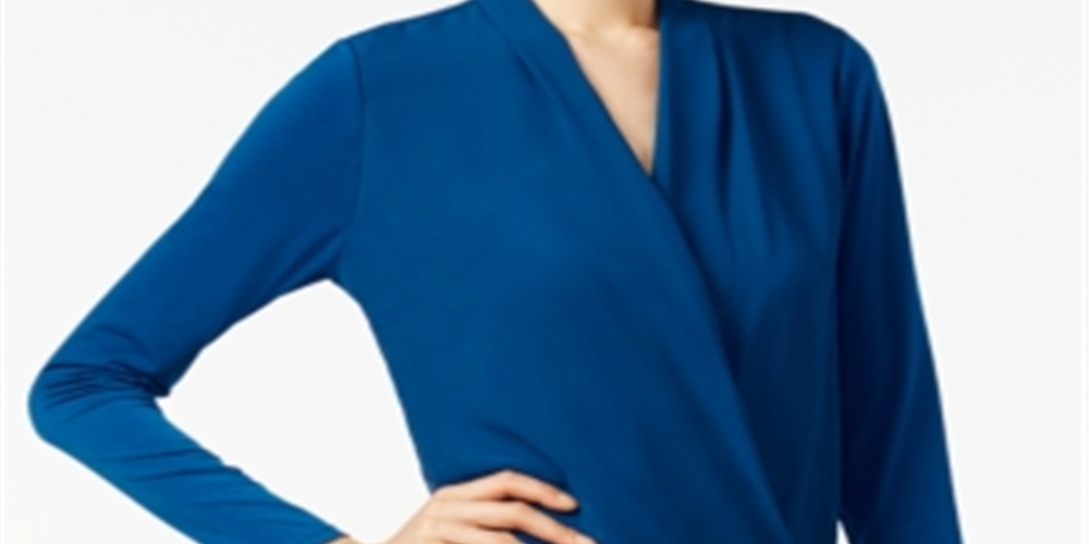 Top Alfani Feminino Petite Surplice Azul Tamanho Petite Pequeno