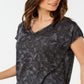 Blusa feminina Ideology com estampa frontal e manga curta, decote em V, preta, tamanho XL
